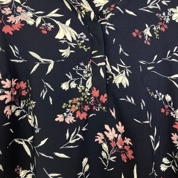 Hilary Radley Women's V-Neck Popover Top Size L Blue Floral Button Cuff - Picture 9 of 9